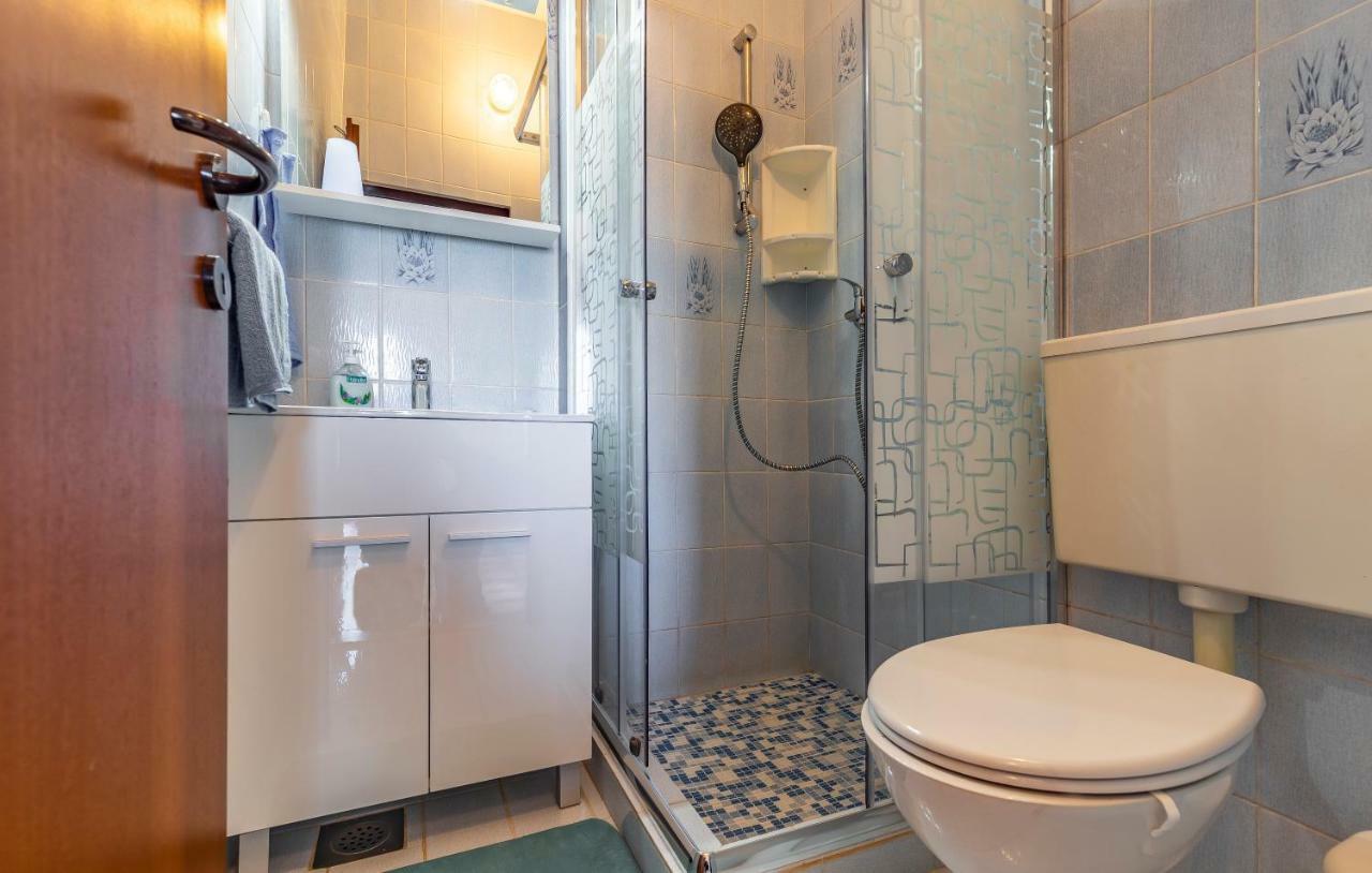 Apartment Denis Medulin Bagian luar foto